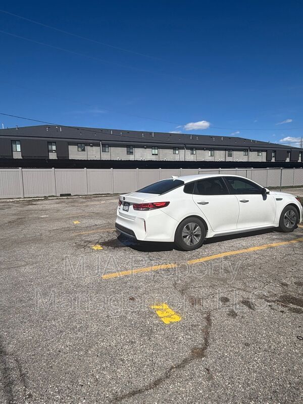 Building Photo - 732 Wasatch St.