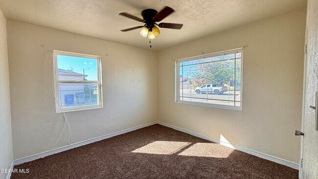 Building Photo - 8033 Carpenter Dr