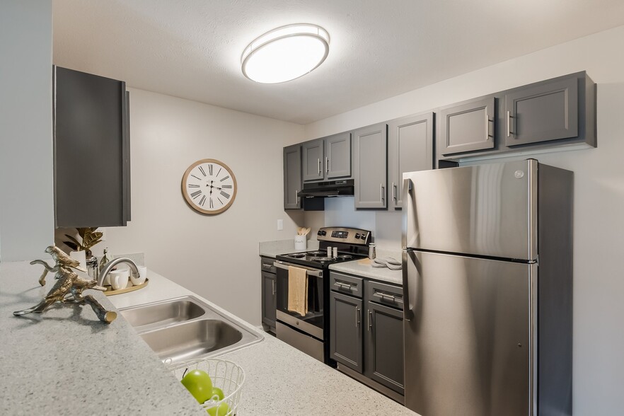 Primary Photo - Bayou Landing