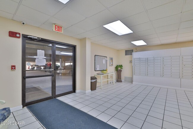 Building Photo - 1415 Ocean Shore Blvd