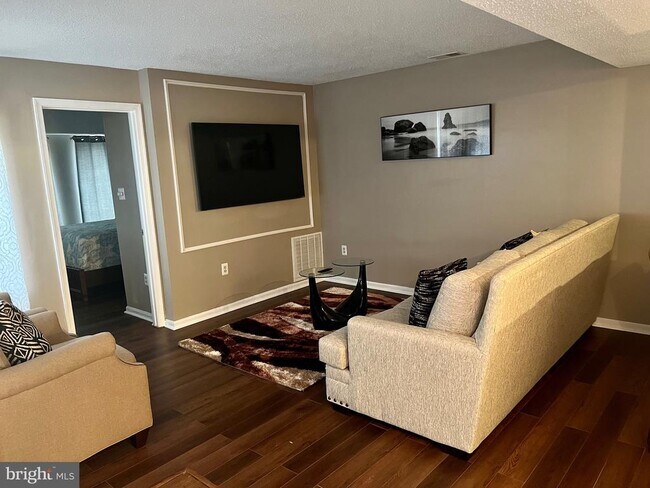 Building Photo - 14109 Lauren Ln