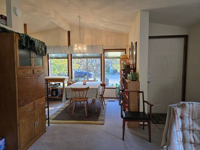 Building Photo - Two Bedroom with Studio, Port Townsend