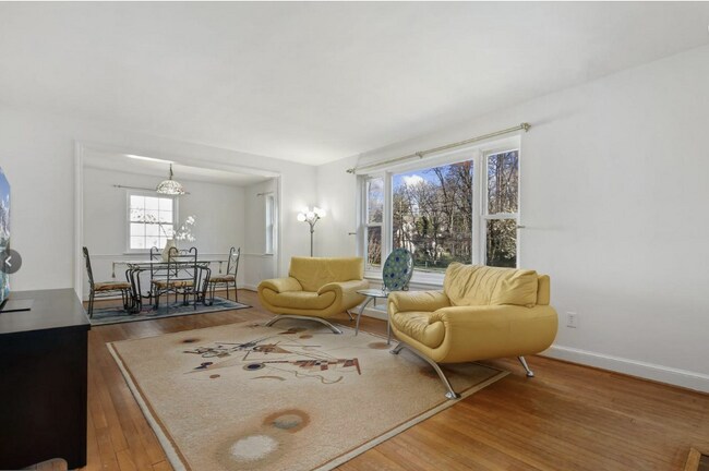 Building Photo - 5612 Massachusetts Ave