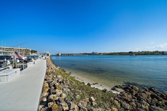 Building Photo - 1748 Jupiter Cove Dr