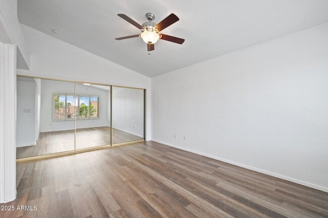 Building Photo - 4529 E Bluefield Ave