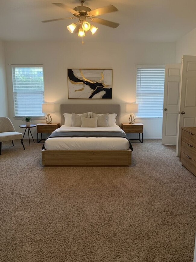 Building Photo - 1904 W 42nd St