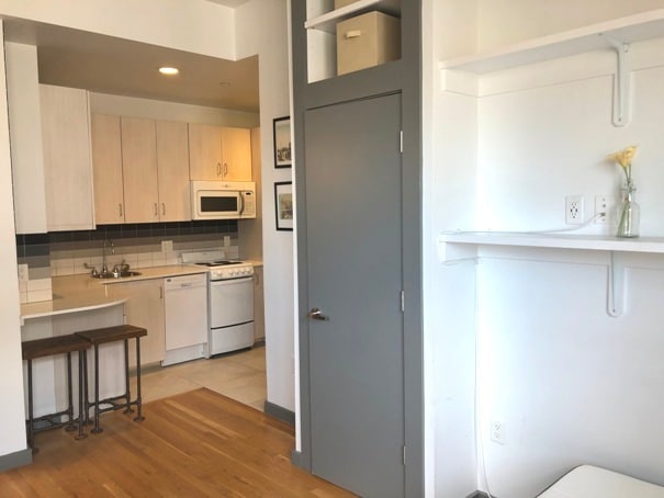 Building Photo - 144 Bowdoin St