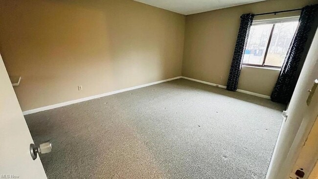 Building Photo - 1263 Lost Nation Rd