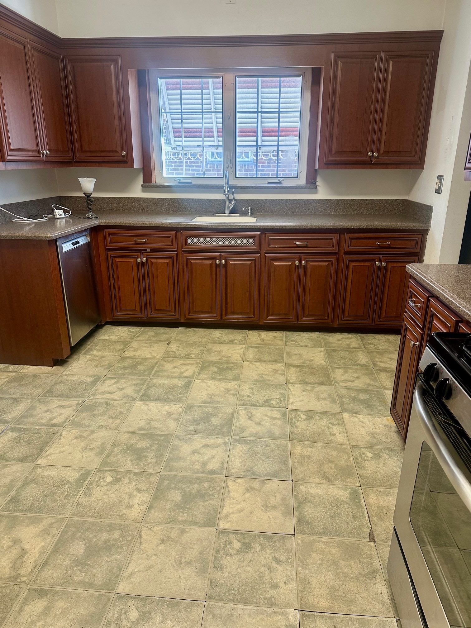 Building Photo - 468 Greenmount Ave