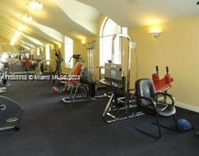 Building Photo - 3340 Pinewalk Dr N