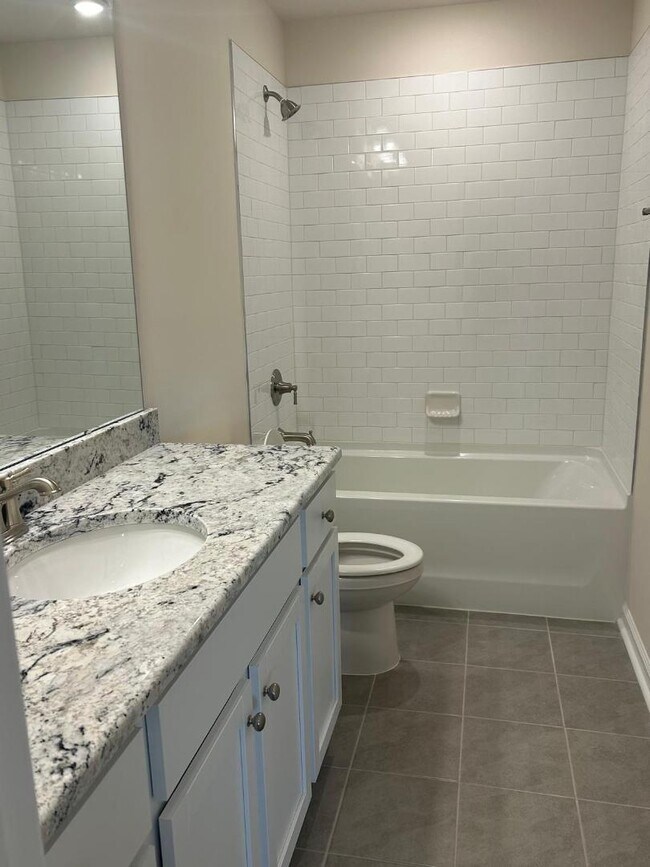 Building Photo - 552 Campbell Rdg Pl