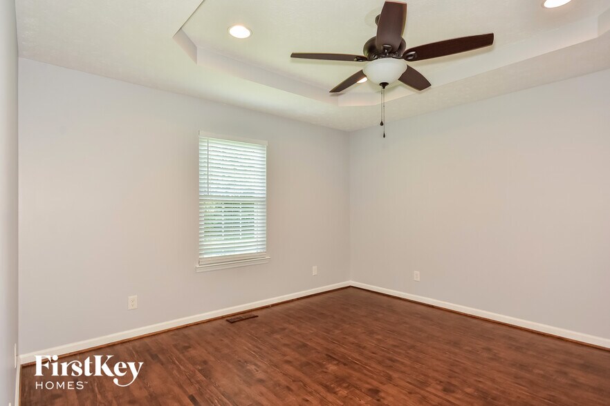 Building Photo - 418 Silver Springs Ln