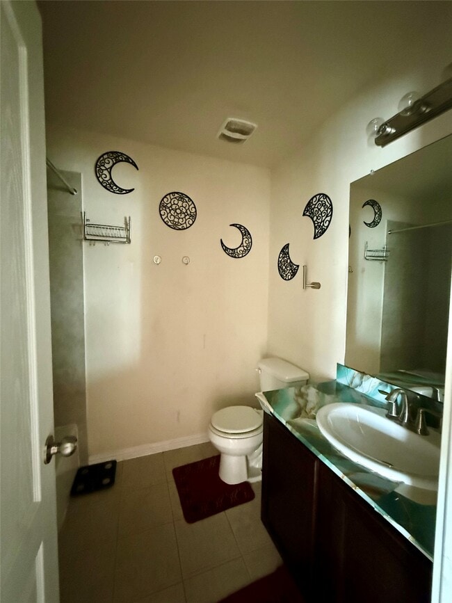 Building Photo - 4703 S Richwood Dr