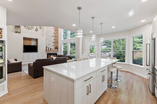 Building Photo - 415 Enclave Ct