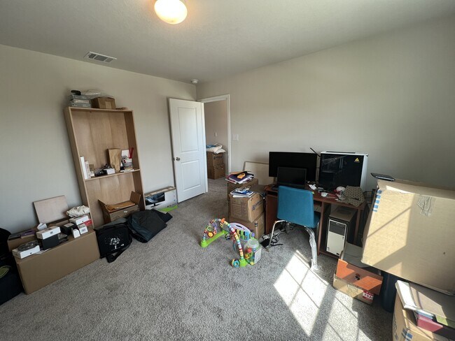 Building Photo - 317 Denison Dm