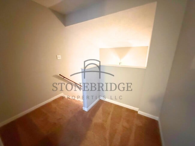 Building Photo - 2 bed, 1.5 bath townhome in Helena