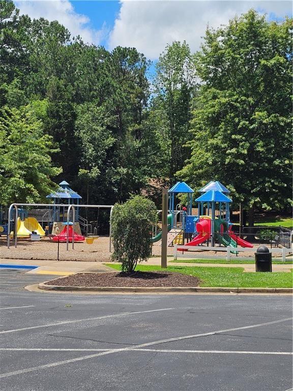 Building Photo - 10805 Pinewalk Forest Cir