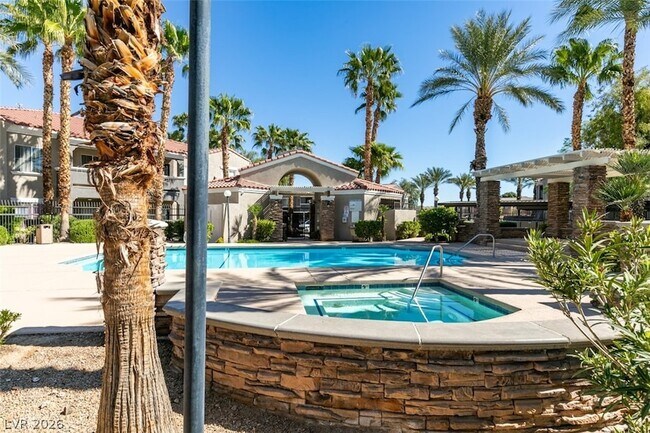 Building Photo - 10245 S Maryland Pkwy