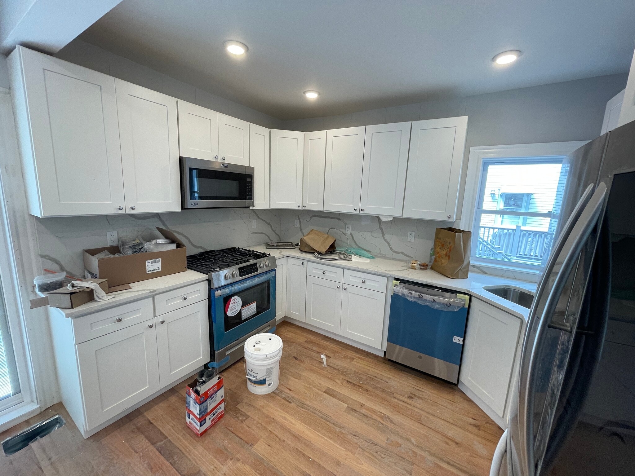 Building Photo - 158 Morrison Ave