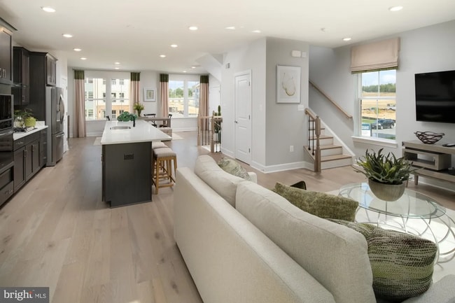 Building Photo - Gorgeous Open Concept 3 Bed 3.5 Bath Rental in Hanover