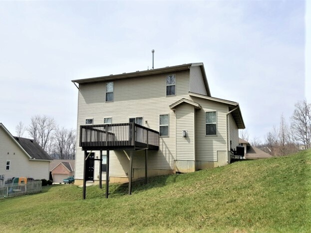 Building Photo - 440 Dexter Ct