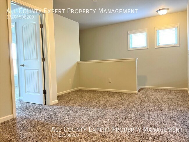 Building Photo - 6512 Crosscreek Ln