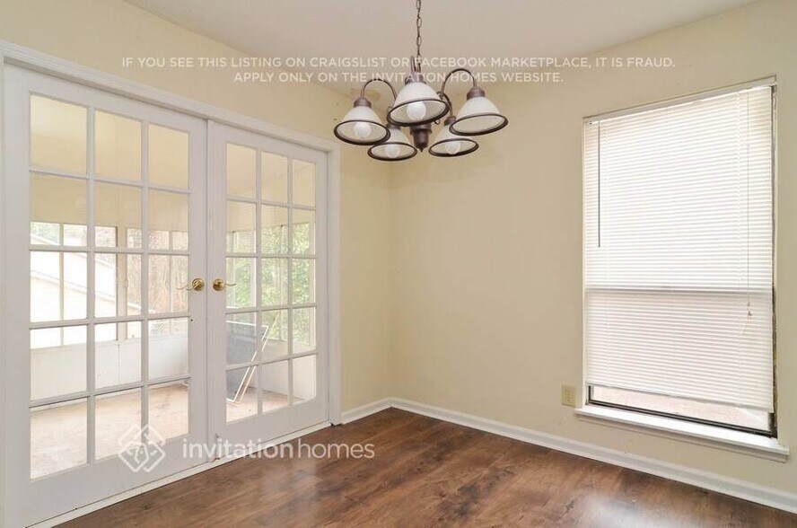 Building Photo - 1532 Kings Ridge Dr NW