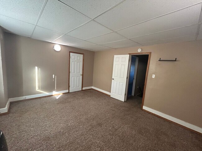 Building Photo - 813-815 S. 14th