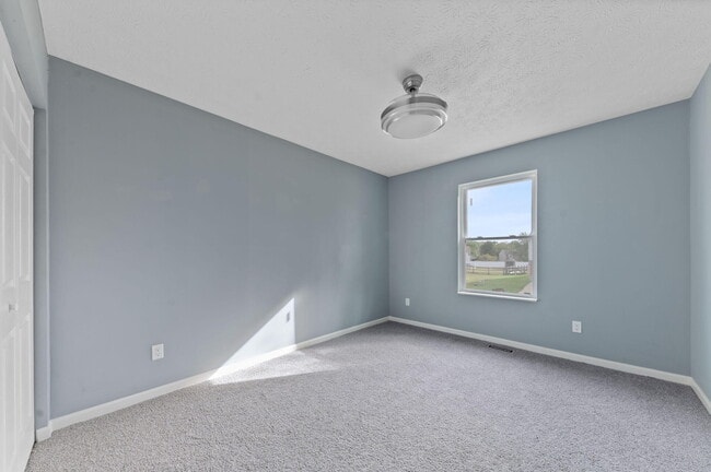 Building Photo - 2524 Aly Sheba Dr