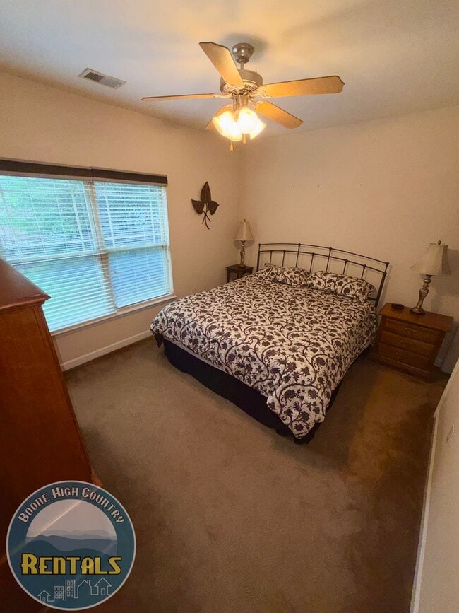 Building Photo - Fully Furnished Spacious 2 Story Condo at Pine Ridge