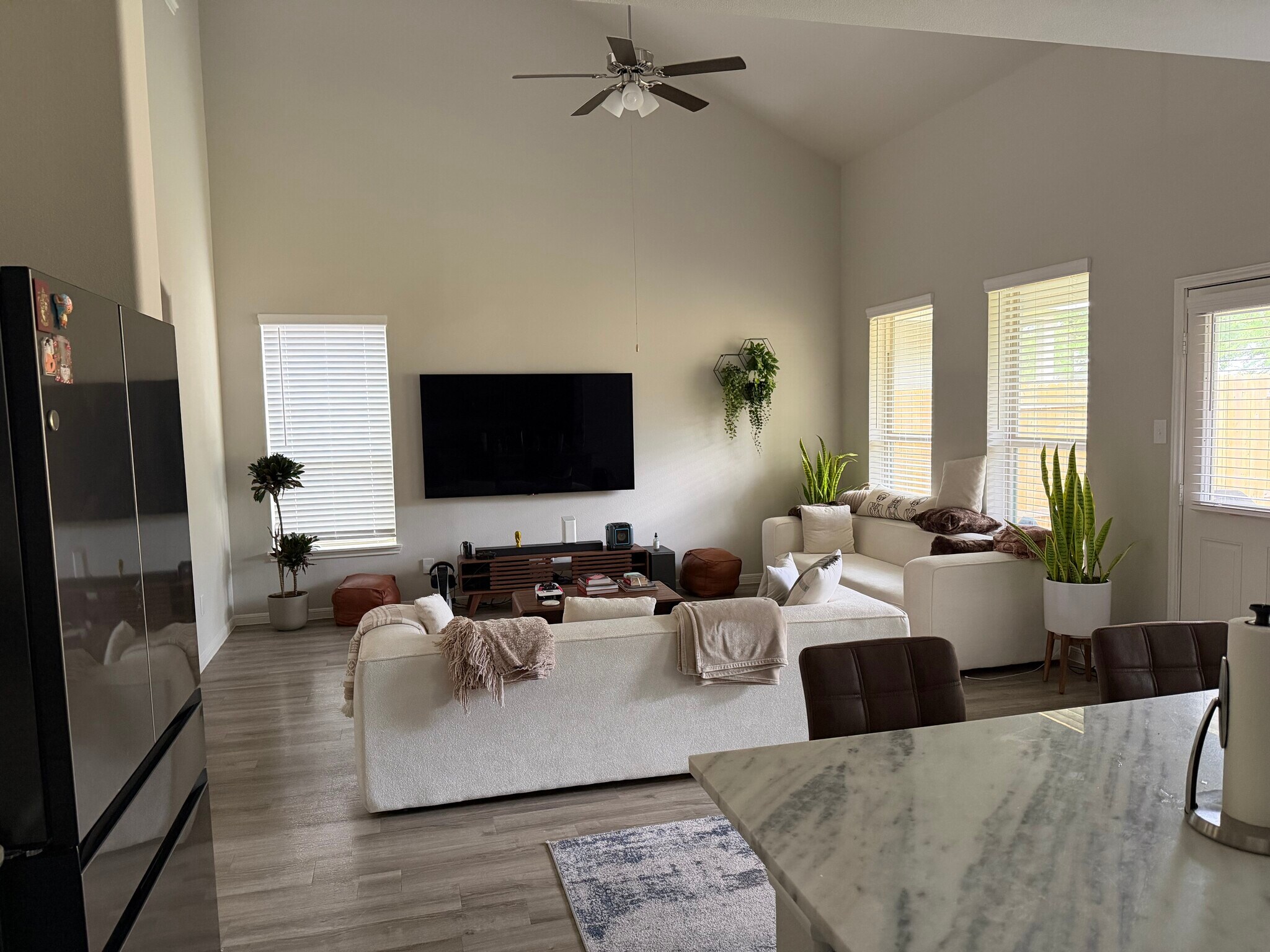 Building Photo - 27094 Grey Fox Run