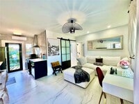 Building Photo - 8270 NE 1st Pl