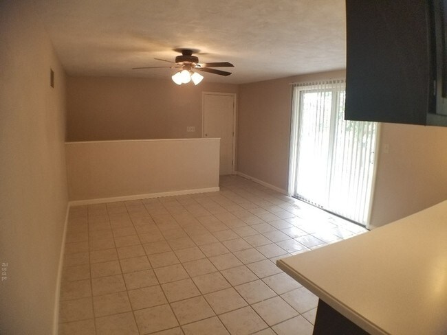 Building Photo - 6265 Akron Dr