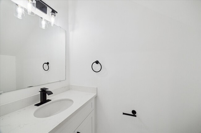 Building Photo - 7504 Laura Koppe Rd