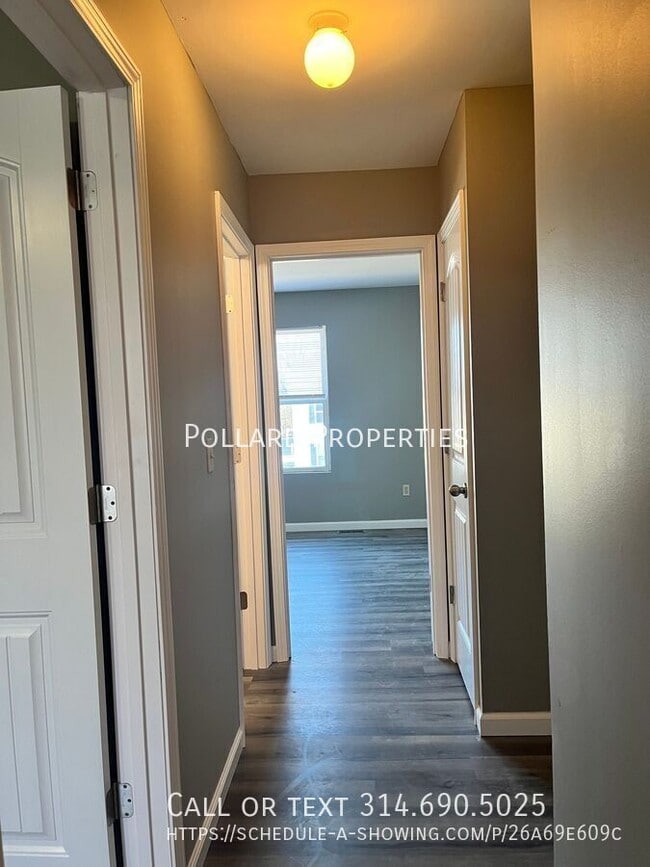 Building Photo - 417 Briden