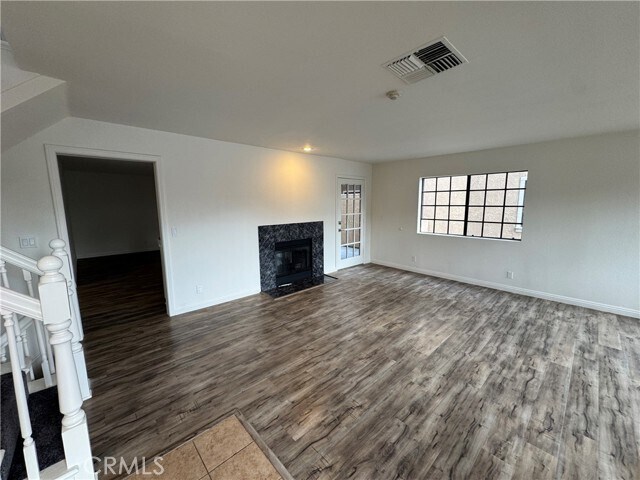 Building Photo - 524 S Catalina Ave