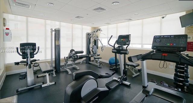 Building Photo - 2030 Douglas Rd