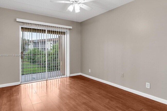 Building Photo - 2200 Springdale Blvd