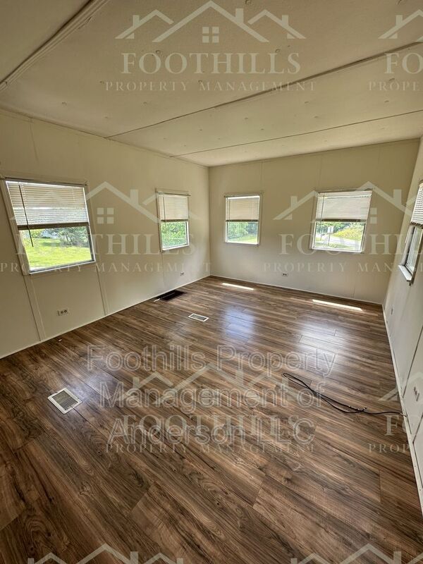 Building Photo - 1478 Greenfield Rd