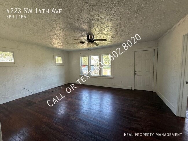 Building Photo - 4223 SW 14th Ave