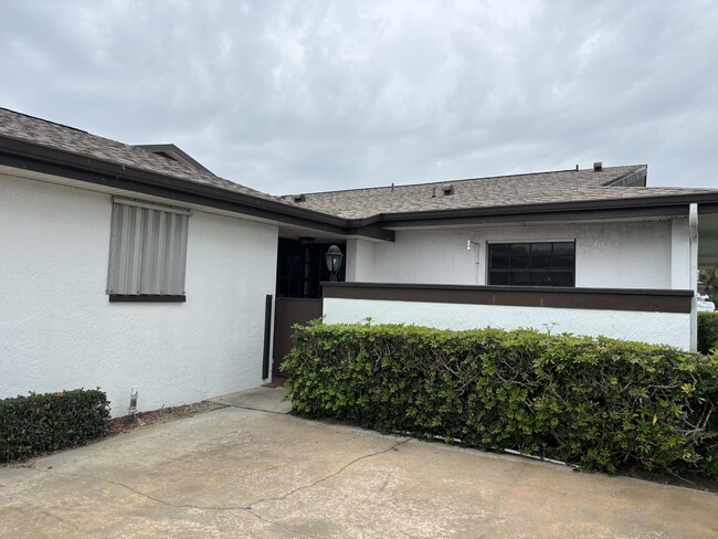 Building Photo - 255 Paradise Blvd