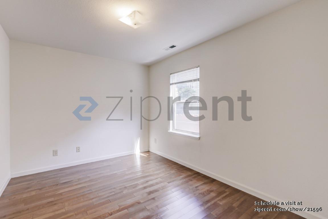 Building Photo - 1706 Hibbard St