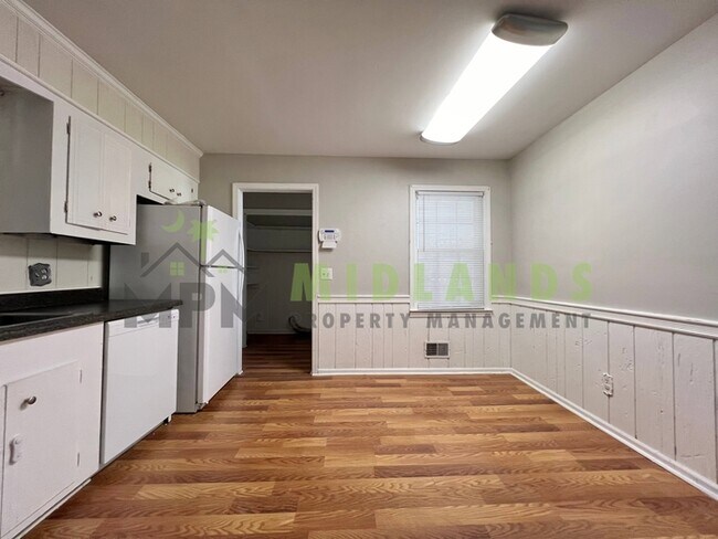 Building Photo - 357 Creighton Dr