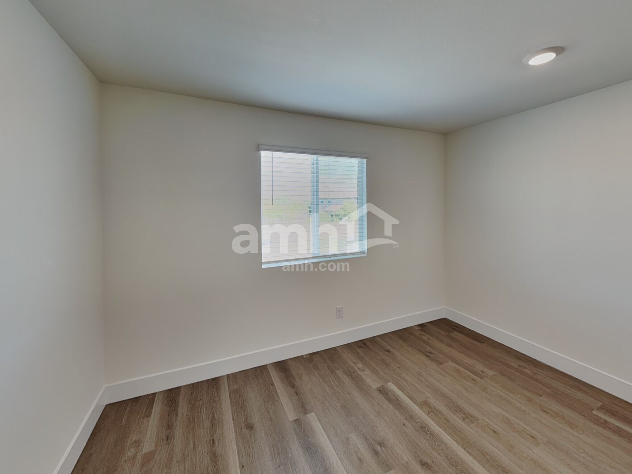 Building Photo - 7794 Hickory King Ave