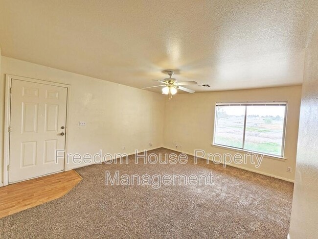 Building Photo - 561 Bourbon St