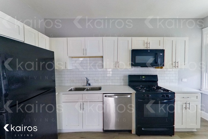 Building Photo - 8622 S Justine St