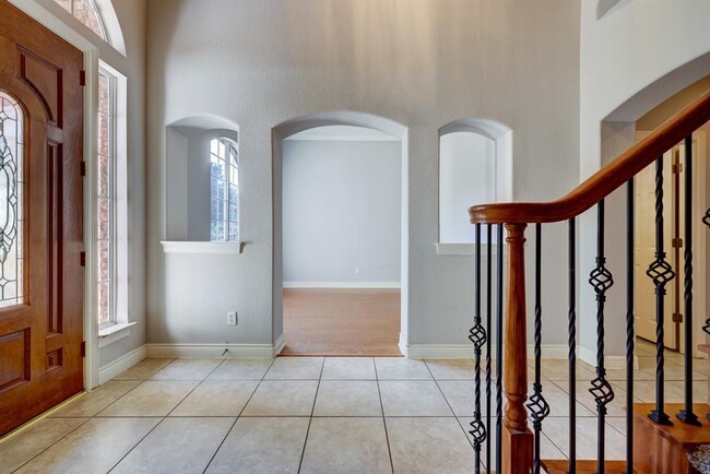 Building Photo - 11909 Portofino Dr