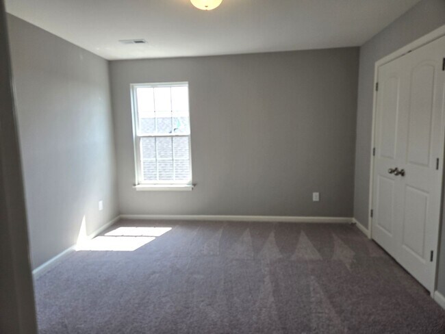 Building Photo - Masterson Hills  20260506