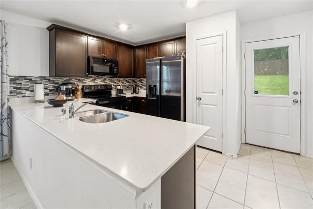Building Photo - 1408 Yachtclub Dr