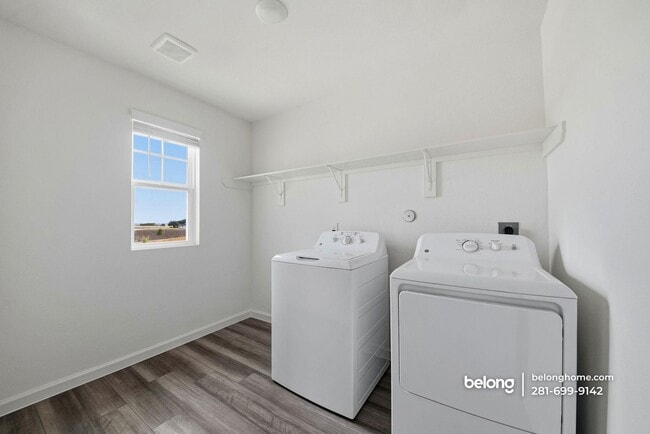 Building Photo - 10726 Sonny Trails Ct